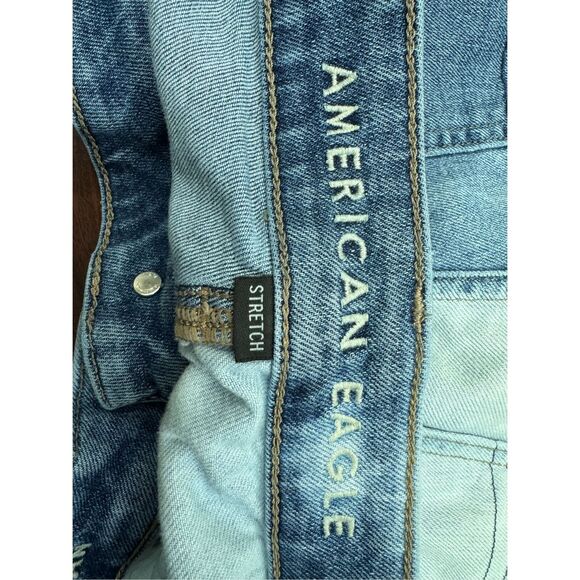 American Eagle Stretch Two Toned Denim Mom Jeans Size 12 - Picture 8 of 13